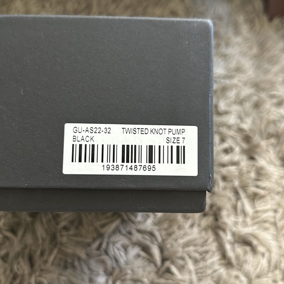 Black Pointed Toe Pumps - Picture 6 of 6